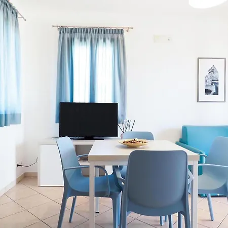 1 Bedroom Lovely In Holiday home